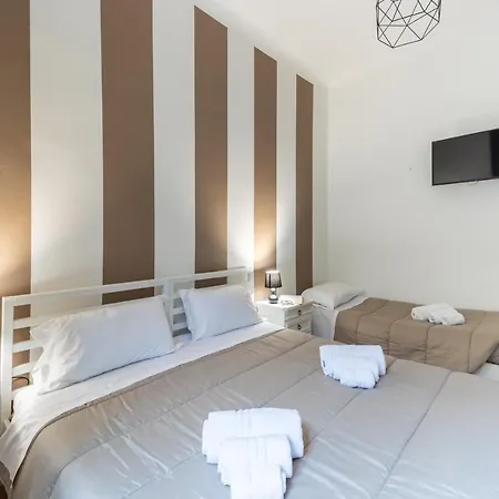 Apt Vicino Metropolitana Porta Romana, 4 Minuti Da Duomo, Free Wifi&netflix