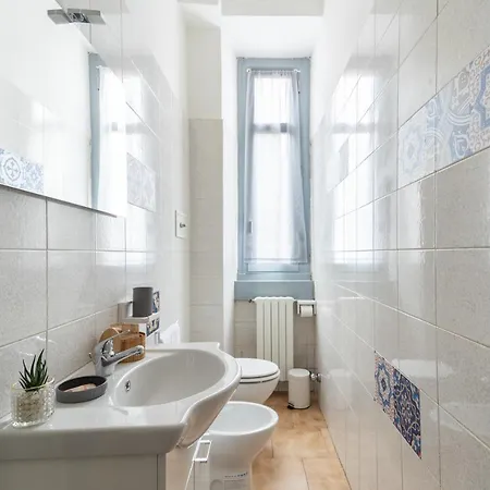 Apt Vicino Metropolitana Porta Romana, 4 Minuti Da Duomo, Free Wifi&netflix Apartment Milan